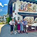 Отель Bergland Грайнау