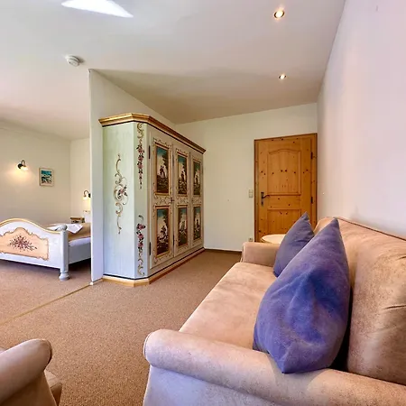 Hotel Bergland 3*